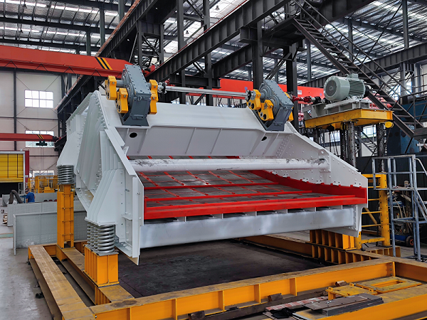 振動(dòng)篩篩網(wǎng)的使用壽命是多少？如何提高篩網(wǎng)壽命？